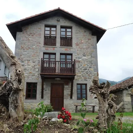 Respira Naturaleza Y Tranquilidad A 5' De Cangas Casa rural *